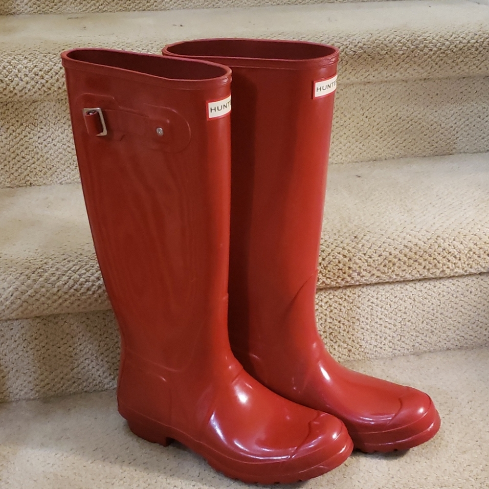 Hunter Tall Gloss Rain Boots
